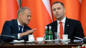 Своїми діями Навроцький міг хотіти зірвати конференцію з відновлення України у Гданську — польські ЗМІ орден білого орла