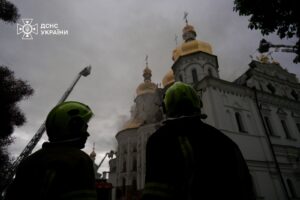 Масований обстріл України: є загиблі та поранені, серед постраждалих — дитина лавра