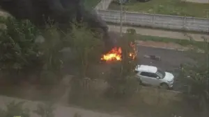 Під Москвою підірвали авто: водій загинув у військовому кварталі — ЗМІ підірване авто