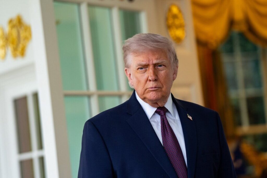трамп