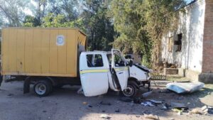 Атака на Укрпошту в Нікополі: після удару дронів відділення зупинили роботу