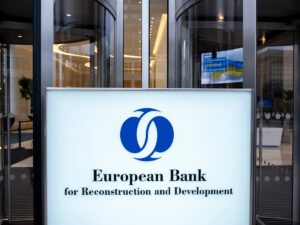 ЄБРР залишає Україну головним пріоритетом: банк уже виділив €10 млрд підтримки