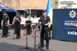 У Києві відзначили 11 років Національній поліції України: нагородили правоохоронців і вшанували пам’ять загиблих