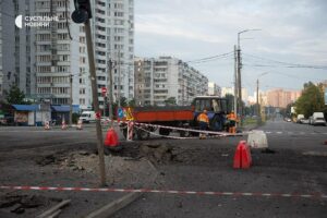 Атака на Київ: вісім постраждалих, серед них дитина, у районах спалахнули пожежі