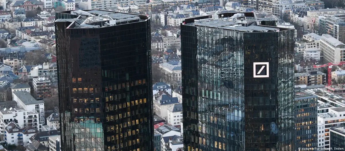 Обшуки в штаб-квартирі Deutsche Bank у Франкфурті