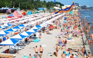 На яких пляжах України безпечно купатися: ЦГЗ оприлюднив оновлений перелік