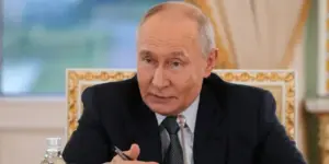 Путін заявив про нібито втрату Україною західних територій