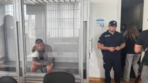 У Львові затримали ще чотирьох учасників нападу на військових і поліцейських суд