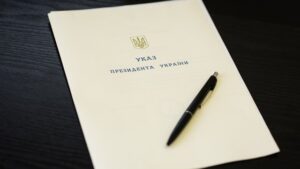 Нова хвиля звільнень: хто залишив ОВА та КМВА і де вони опинилися звільнення уряд