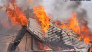 Росія вдарила по Запоріжжю: загинула жінка, серед дев’ятьох поранених — троє дітей
