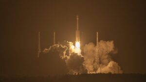 У Китаї провалився запуск ракети Long March 7A із супутником ChinaSat-4B
