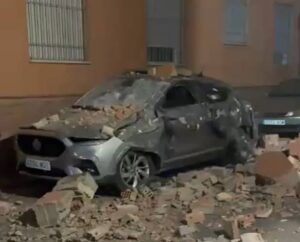 Землетрус у Гранаді пошкодив будинки та автомобілі