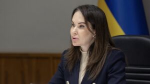 Мудра заявила, що сама подала у відставку і захищатиме своє ім’я