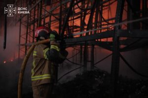 Росія масовано вдарила балістикою по Києву та області: відомо про десятки загиблих і постраждалих