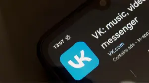 VK подала до суду на Apple через видалення російських застосунків з App Store