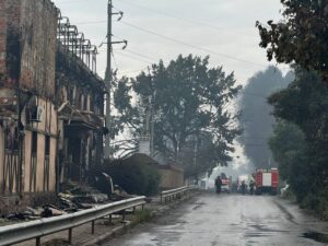 Майже 2 тисячі дронів, понад 1600 авіабомб і 31 ракета: Зеленський підбив підсумки атак рф за тиждень с. Мила - Атаки росії по Україні