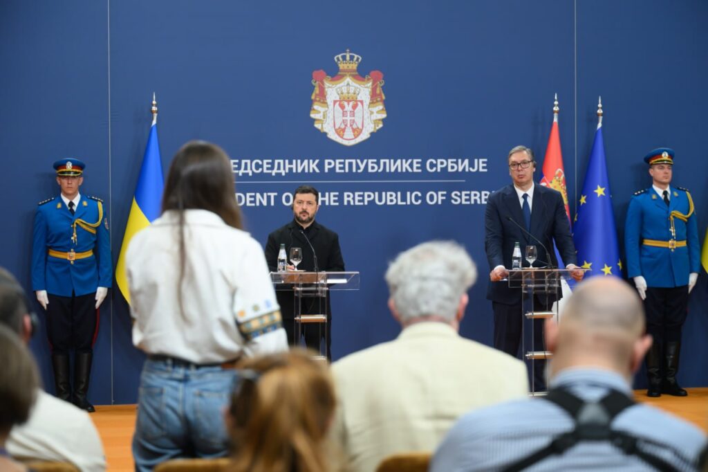 Александар Вучич і Володимир Зеленський під час переговорів про шлях України до ЄС у Белграді
