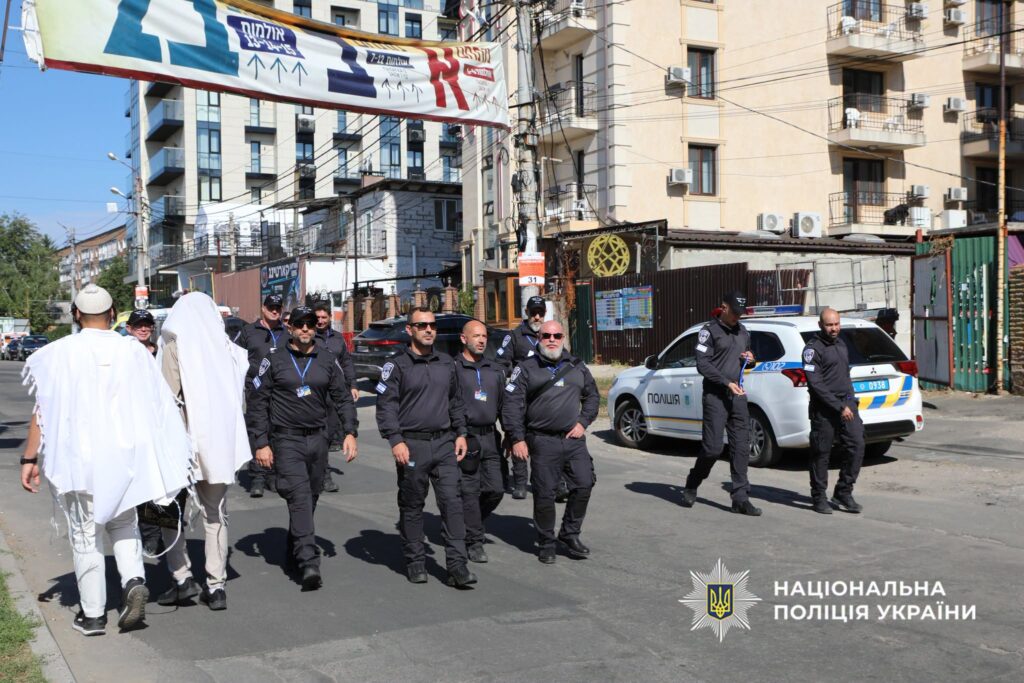 Ізраїльські поліцейські прибули до Умані перед святкуванням Рош га-Шана