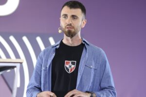 Архітектор DELTA Артем Мартиненко став заступником Драпатого з цифровізації Артем Мартиненко — архітектор бойової системи DELTA та новий заступник Михайла Драпатого з цифровізації