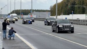 Стів Віткофф і Джаред Кушнер по дорозі на переговори