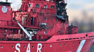 Росія пошкодила рятувальний буксир «Сапфір» у порту Одещини