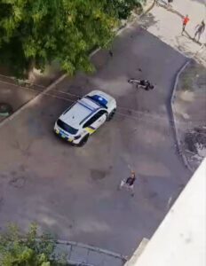 Поліцейське авто наїхало на чоловіка у Кам’янському: обставини перевіряє ДБР