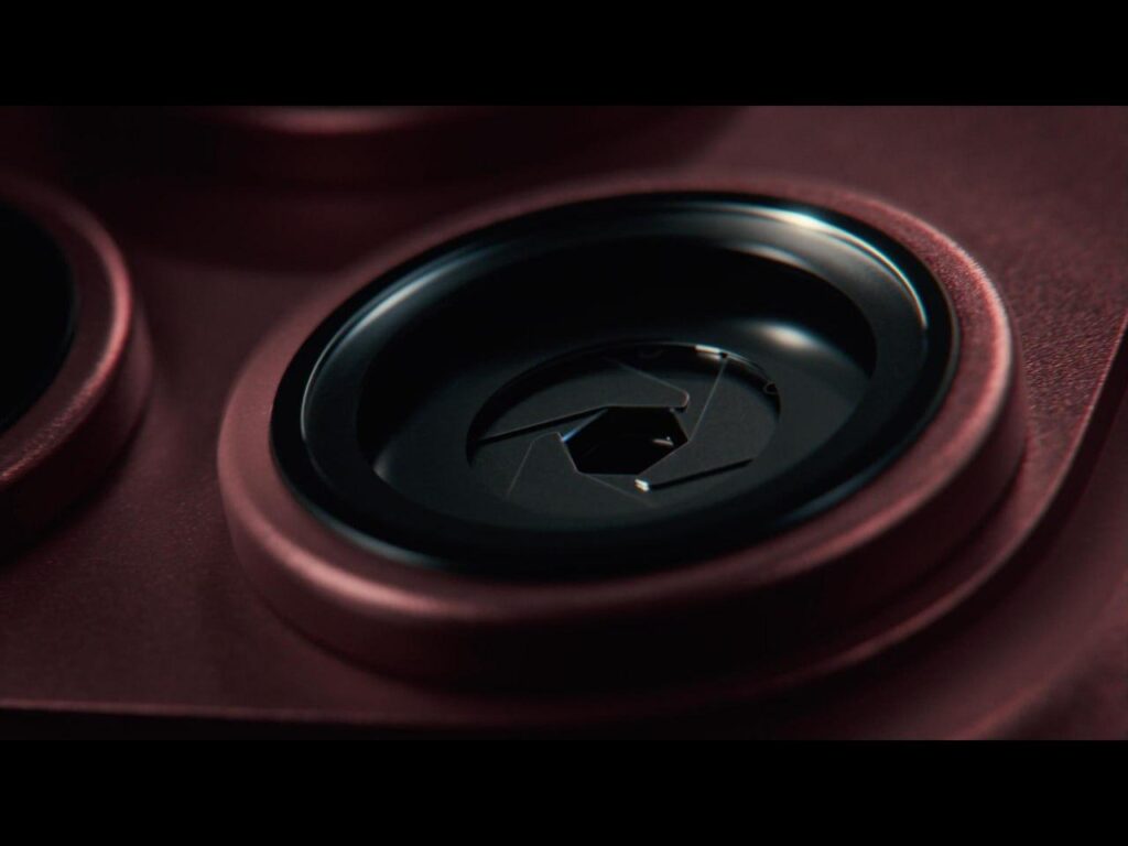 iPhone 18 Pro у бордовому кольорі Burgundy з оновленою камерою