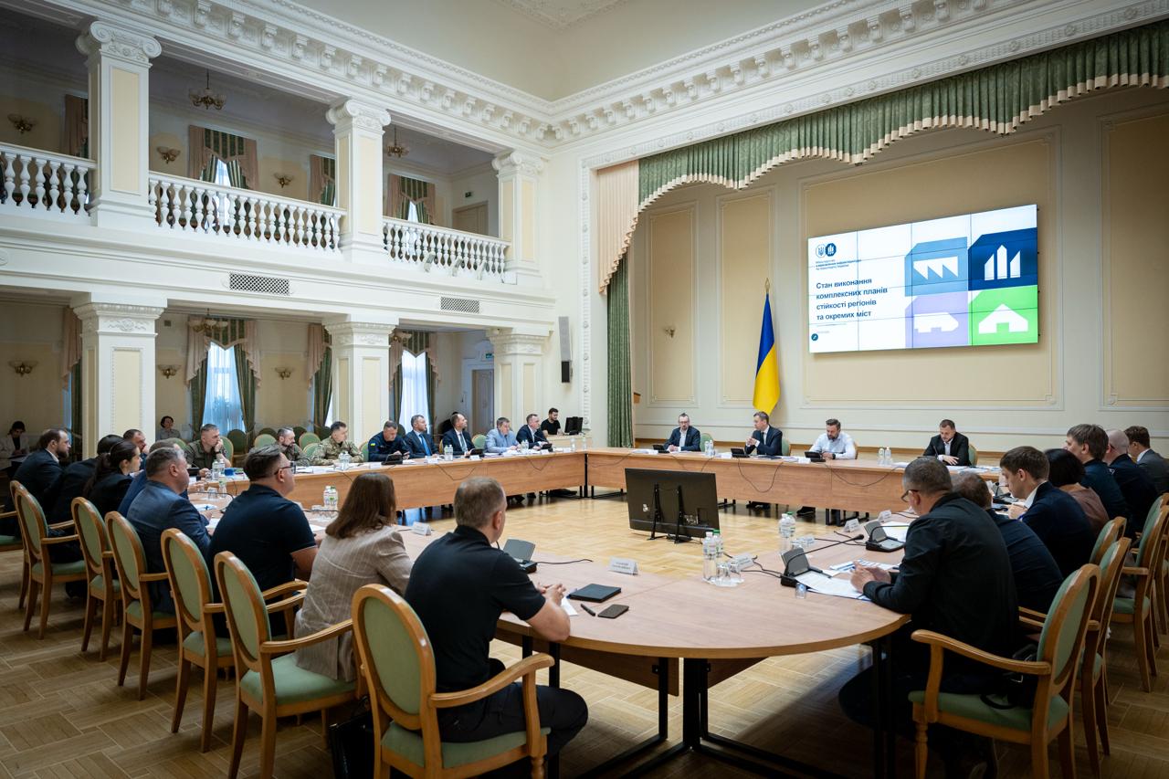 Сергій Корецький на засіданні Оперативного координаційного центру з реалізації планів стійкості регіонів та окремих міст.