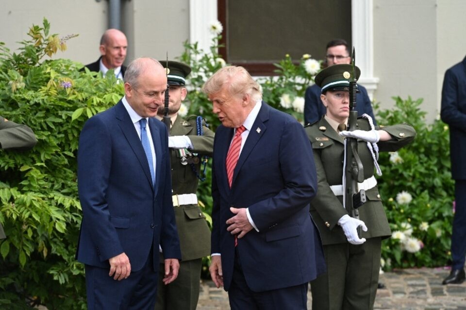 Дональд Трамп під час зустрічі з прем’єр-міністром Ірландії Міхолом Мартіном у Дубліні Рубрики: Світ, Політика
