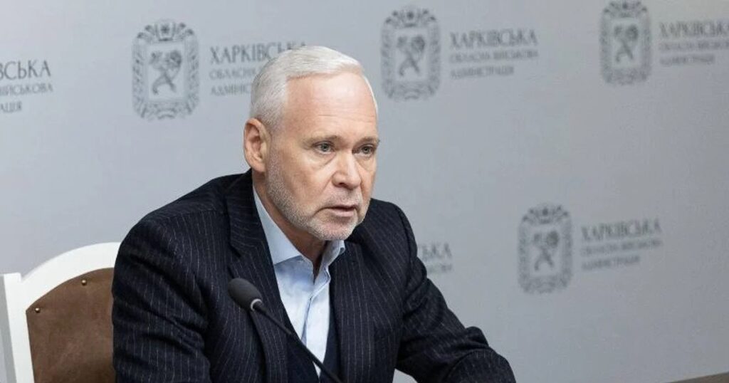 За словами мера Ігоря Терехова, росіяни також системно полюють на АЗС