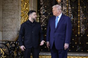 Зеленський назвав умови для деескалації у відповідь на заклик Трампа завершити війну Володимир Зеленський назвав умови для деескалації у відповідь на заяву Дональда Трампа