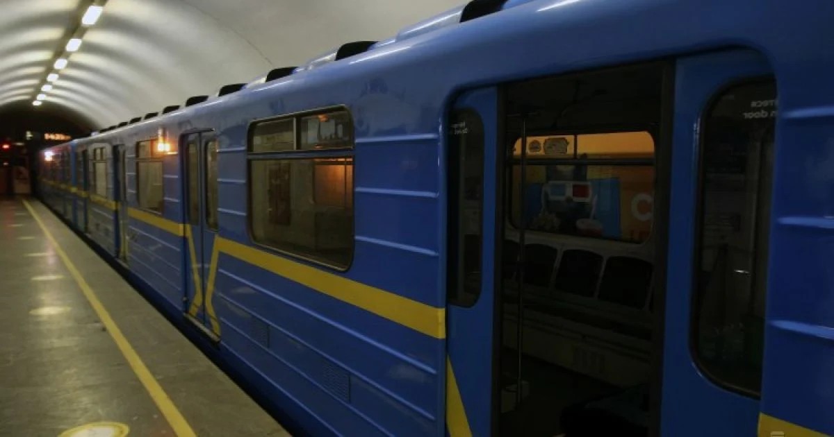 Відключення електроенергії в Києві 10 жовтня 2026 року — знеструмлені житлові будинки та громадський транспорт