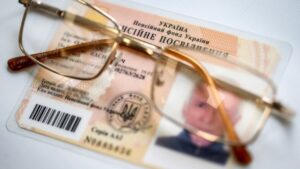 Вихід на пенсію у 2027 році: кому знадобиться 34 роки стажу