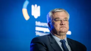 Сибіга розповів про переговори з главою МЗС Британії у лікарні Прилук