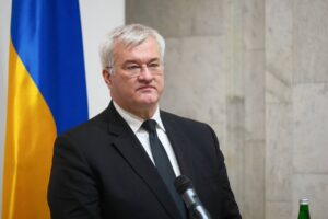 Сибіга: нерішучість послаблює тиск на Росію та затягує війну