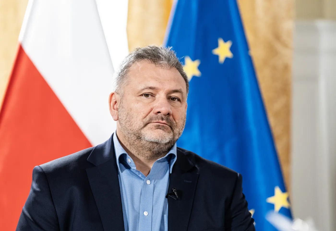 Вальдемар Журек, міністр юстиції та генеральний прокурор Польщі, прокоментував дії президента Кароля Навроцького під час конституційної кризи